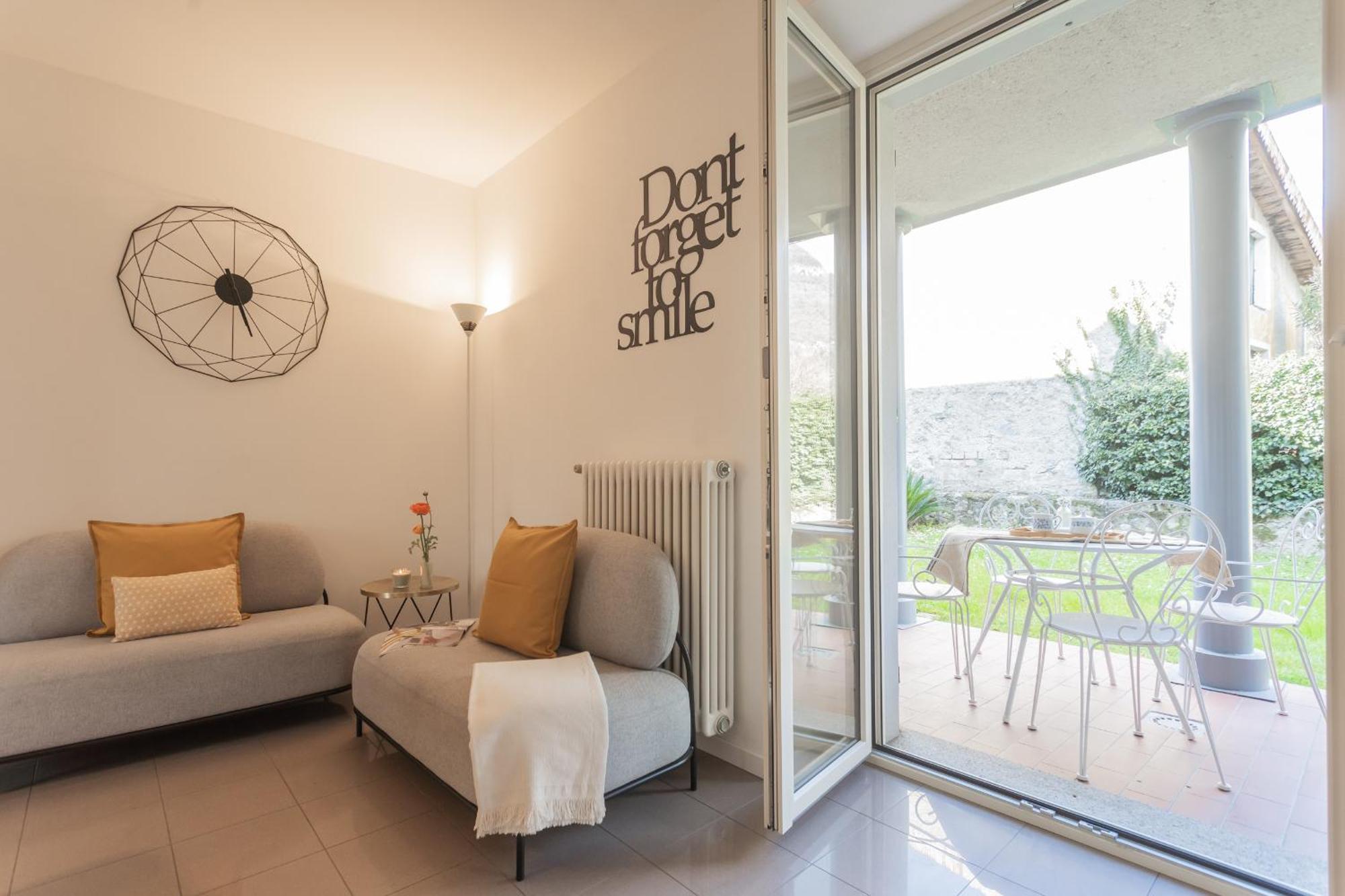 Ponente Balcony & Garden By Rent All Como Gravedona Extérieur photo