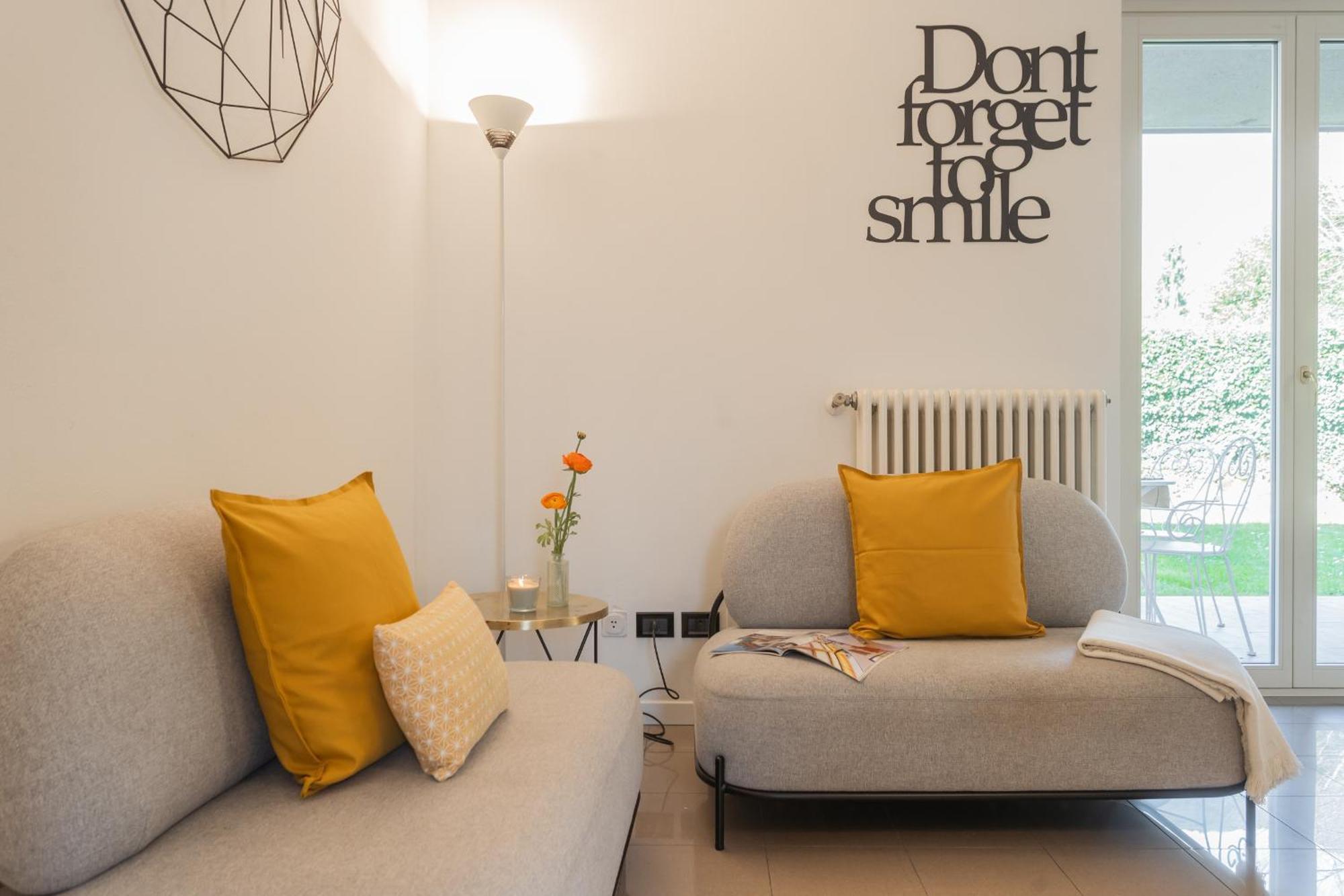 Ponente Balcony & Garden By Rent All Como Gravedona Extérieur photo