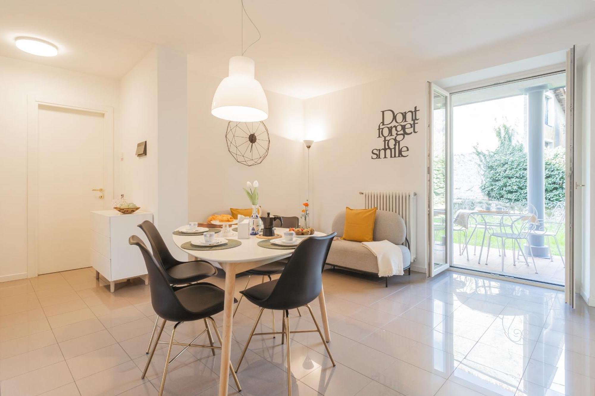 Ponente Balcony & Garden By Rent All Como Gravedona Extérieur photo