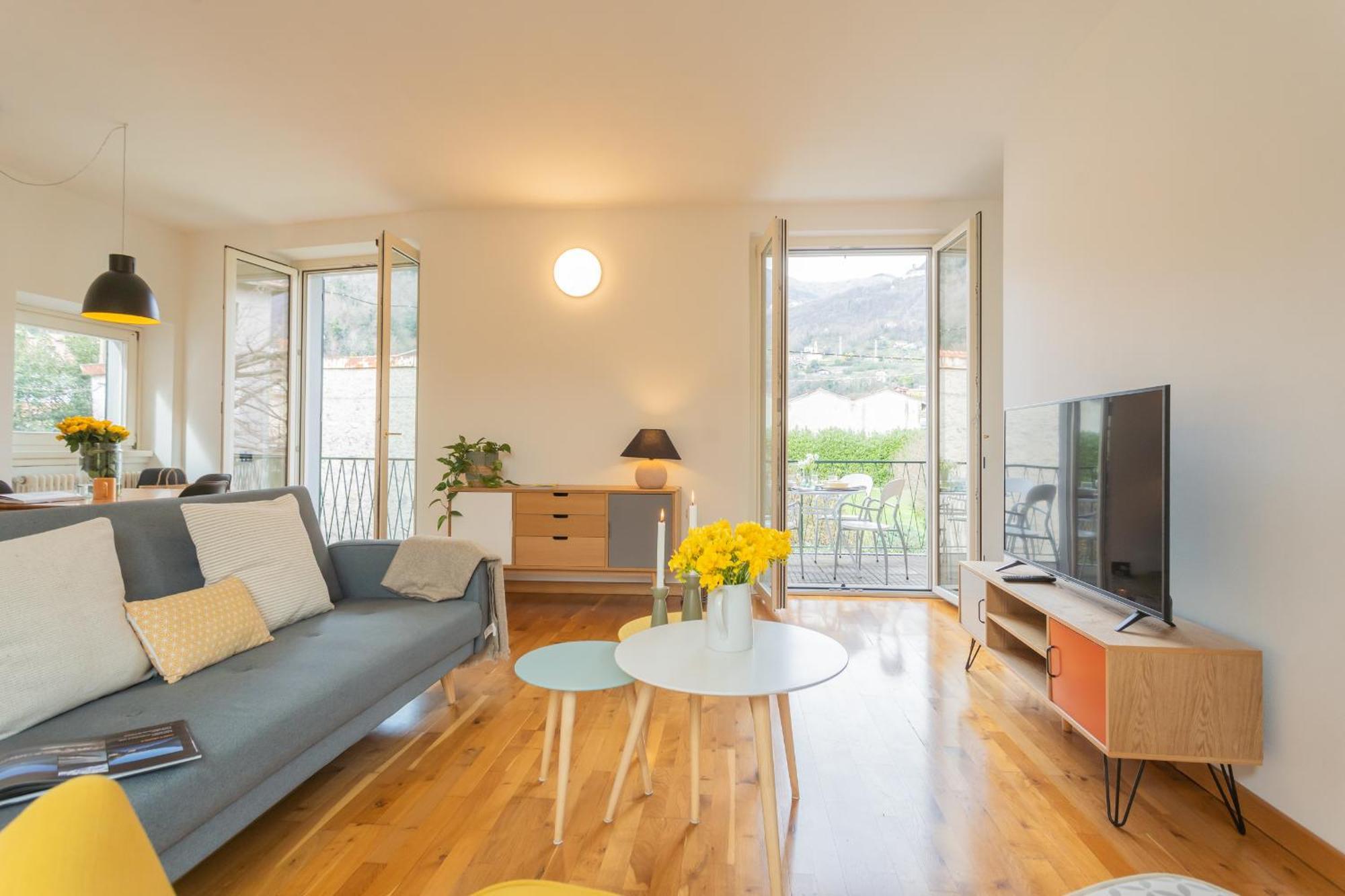 Ponente Balcony & Garden By Rent All Como Gravedona Extérieur photo