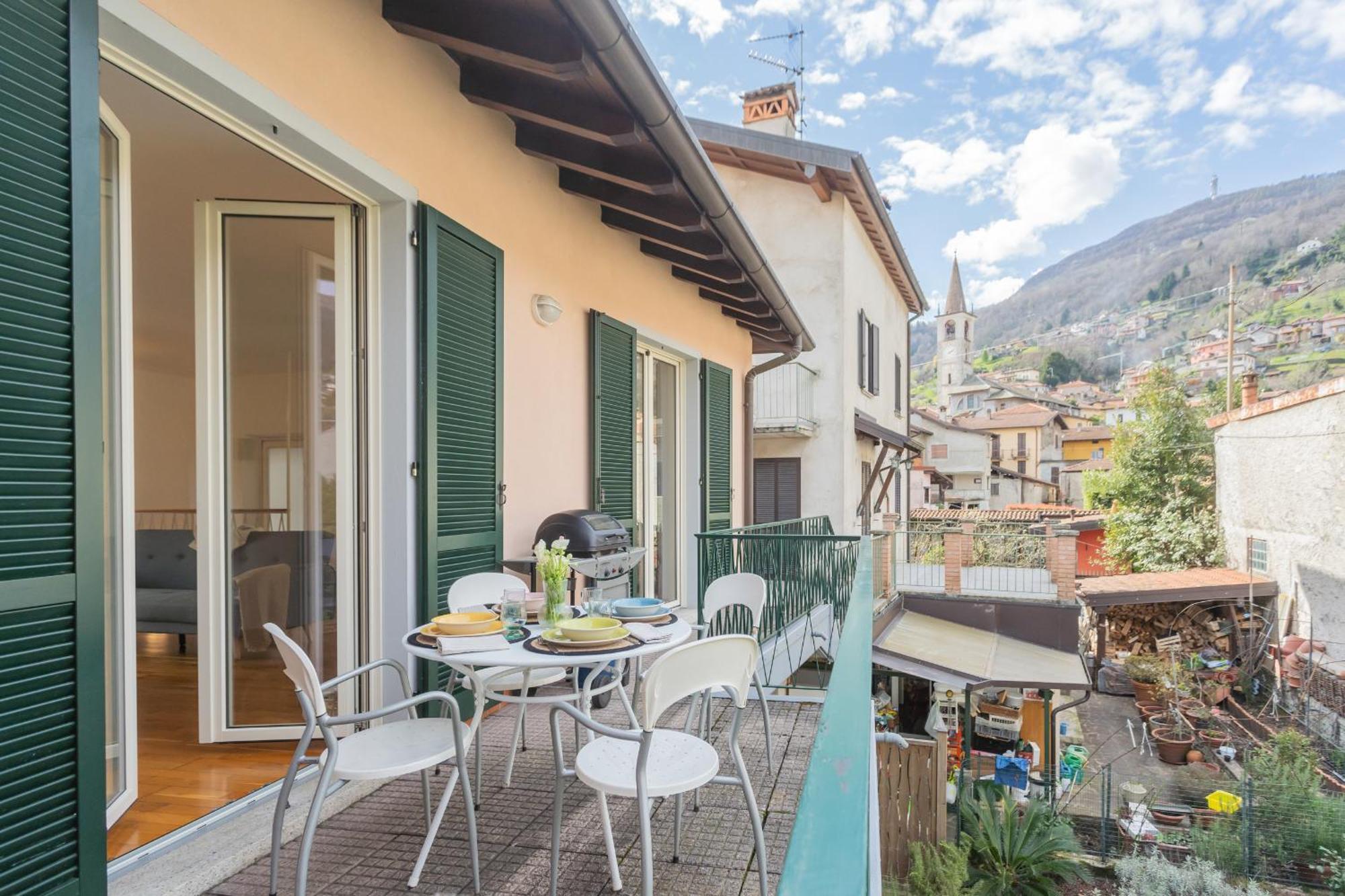 Ponente Balcony & Garden By Rent All Como Gravedona Extérieur photo