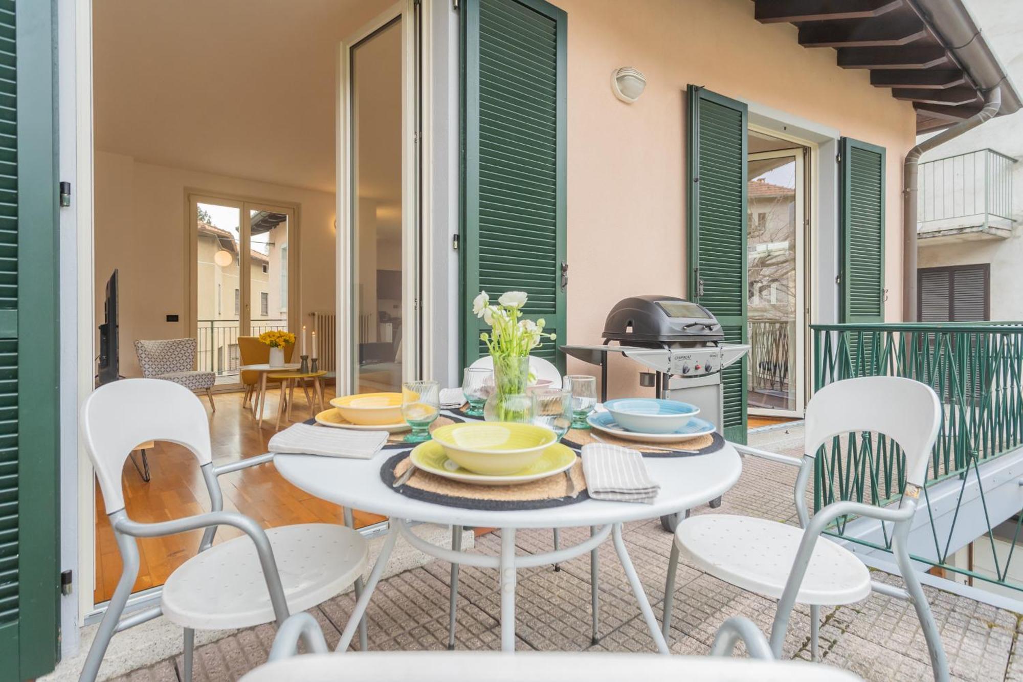 Ponente Balcony & Garden By Rent All Como Gravedona Extérieur photo